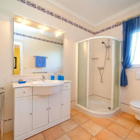 Del Pozo By Interhome